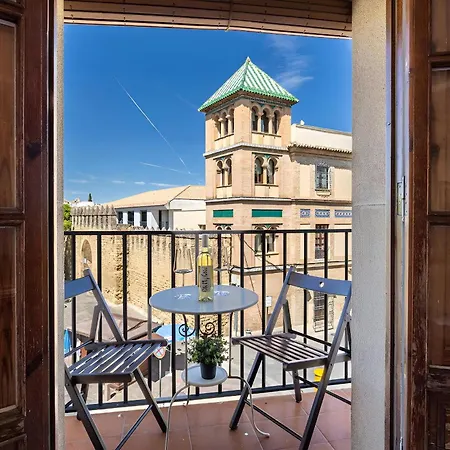 Private Balcony Walk To Mezquita Alcazar Apartment Cordoba