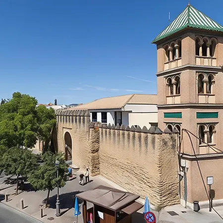 Private Balcony Walk To Mezquita Alcazar Apartment *